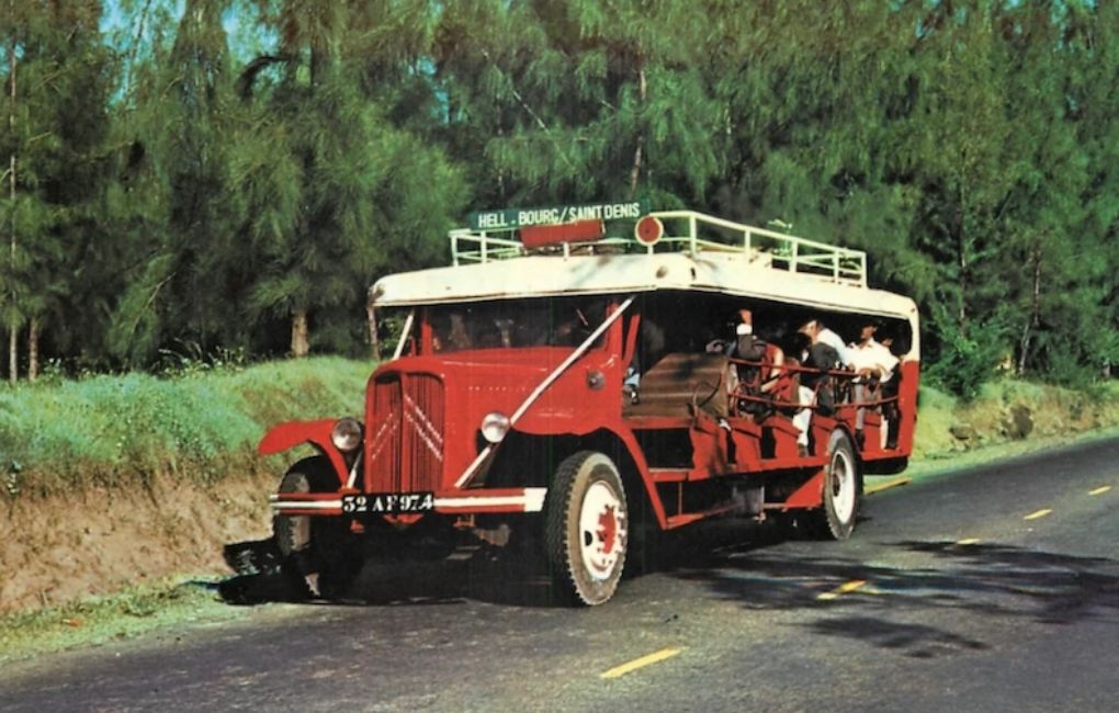 Carte postale ancienne du car Courant d'air Carte postale ancienne du car Courant d'air