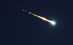 Observation d'un phénomène dans le ciel réunionnais : probablement une météorite 