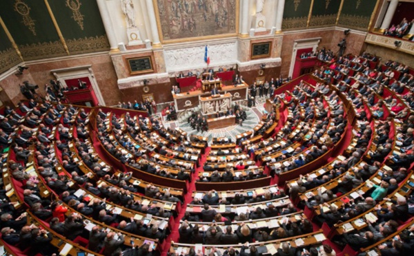 @AssembléeNationale